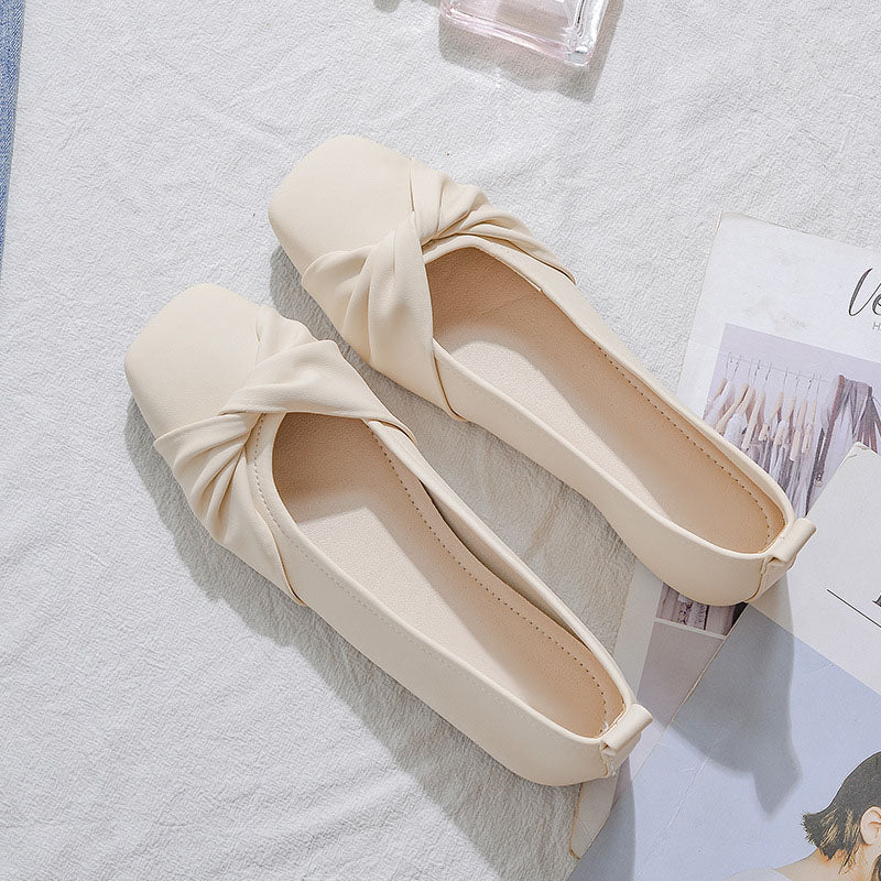 Twist-Knot Square Toe Flats
