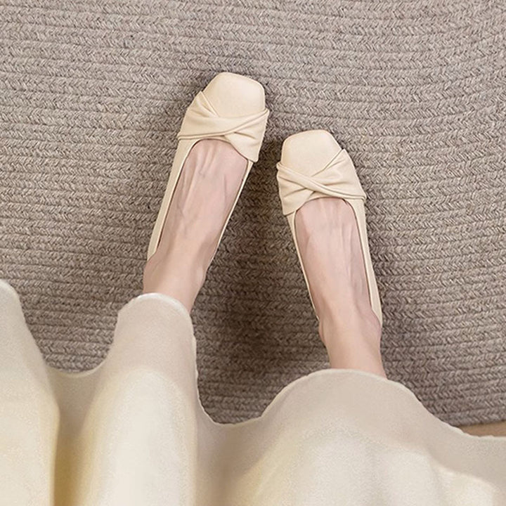 Twist-Knot Square Toe Flats