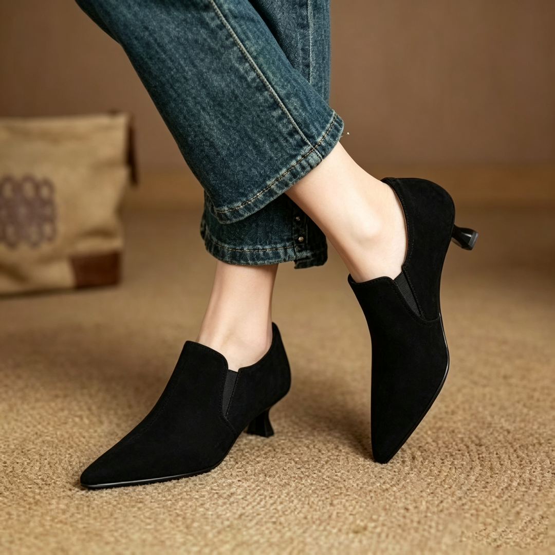 Pointed Toe Suede Pumps