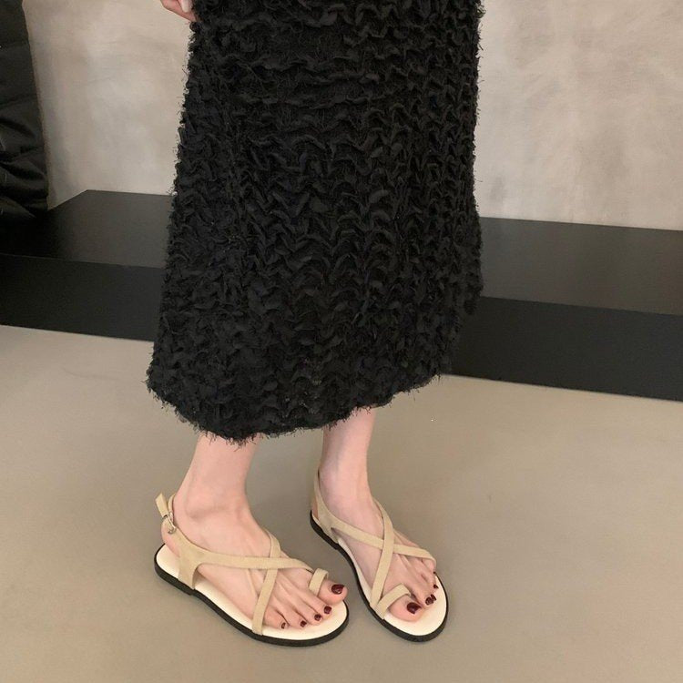 Lace-up toe-ring flat sandals