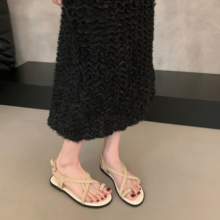 Lace-up toe-ring flat sandals