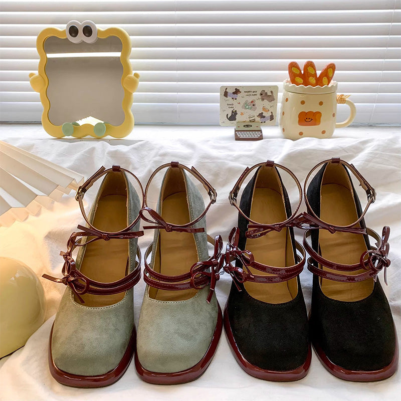 Vintage Bow Strap Platform Mary Jane Pumps