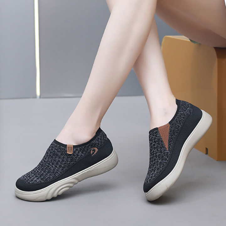 Breathable Woven Slip-On Walking Shoes