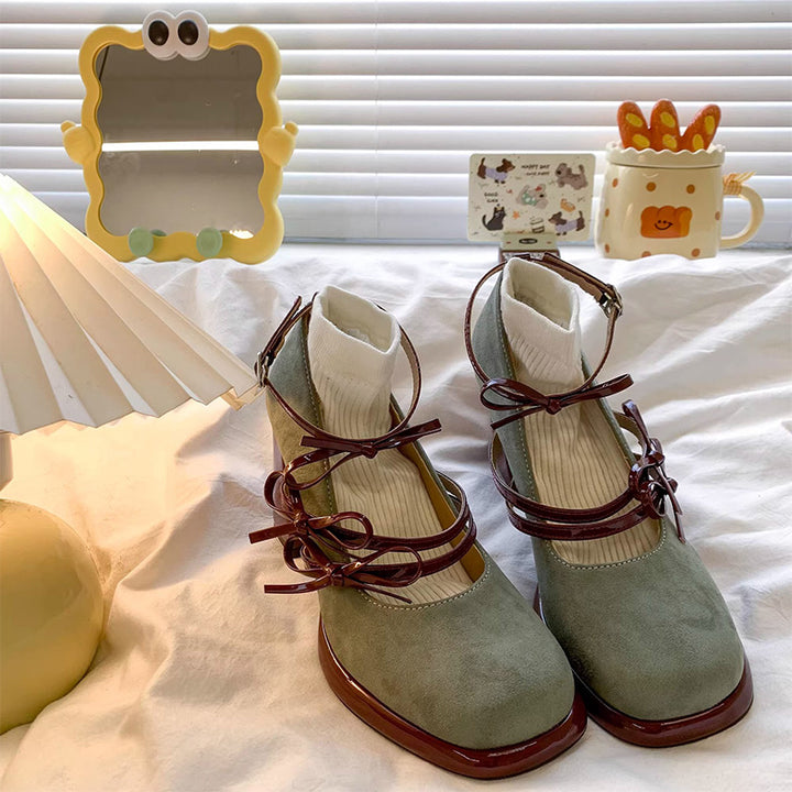 Vintage Bow Strap Platform Mary Jane Pumps