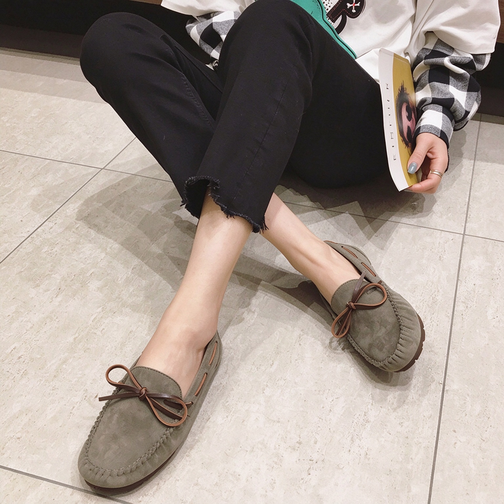 Classic Bow Detail Suede Loafers