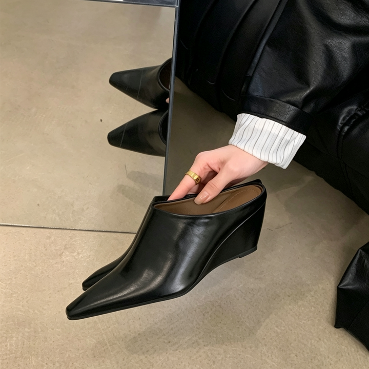 Pointed Toe Wedge Mule Pumps