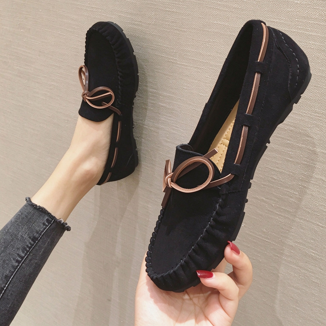 Classic Bow Detail Suede Loafers