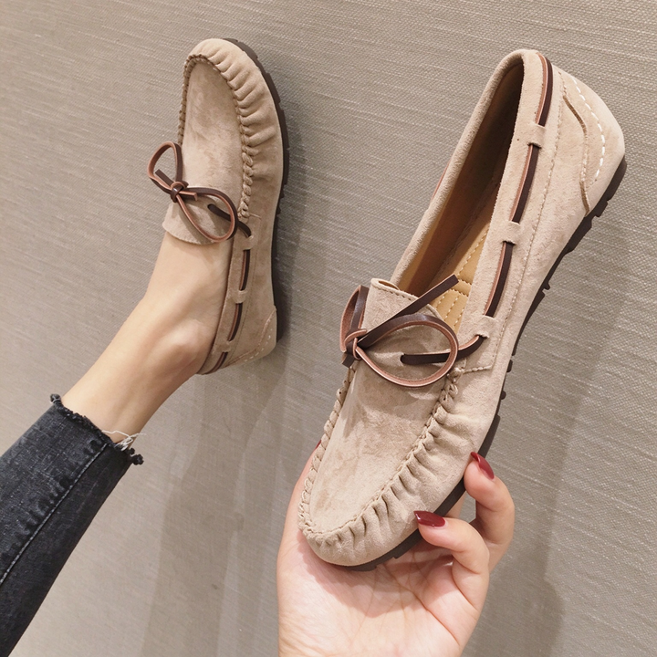 Classic Bow Detail Suede Loafers