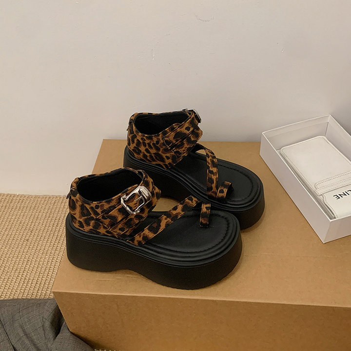 Chunky Platform T-Strap Flat Sandals