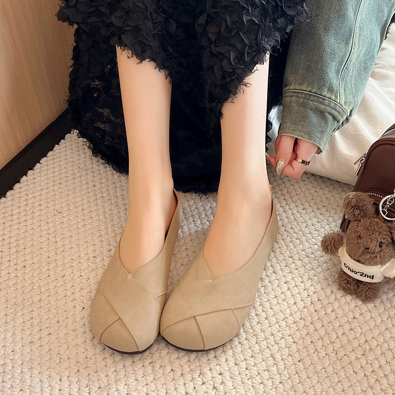 Elegant Cross-Strap Round Toe Flats