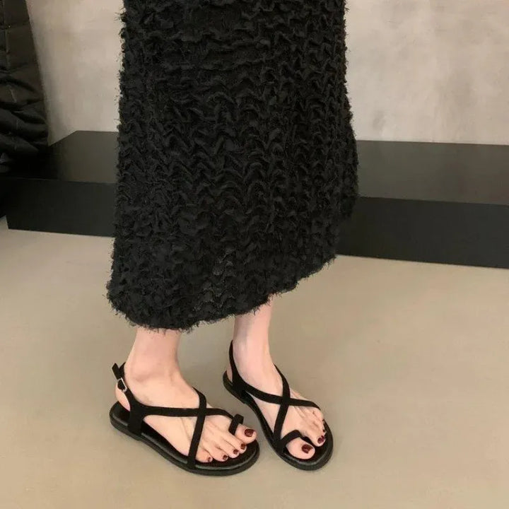 Lace-up toe-ring flat sandals