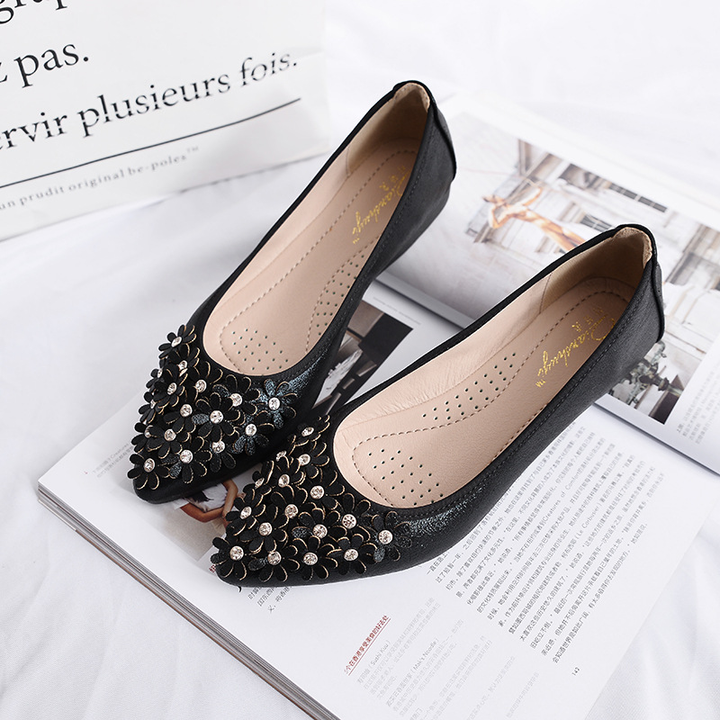 Floral Embellished Metallic Ballet Flats