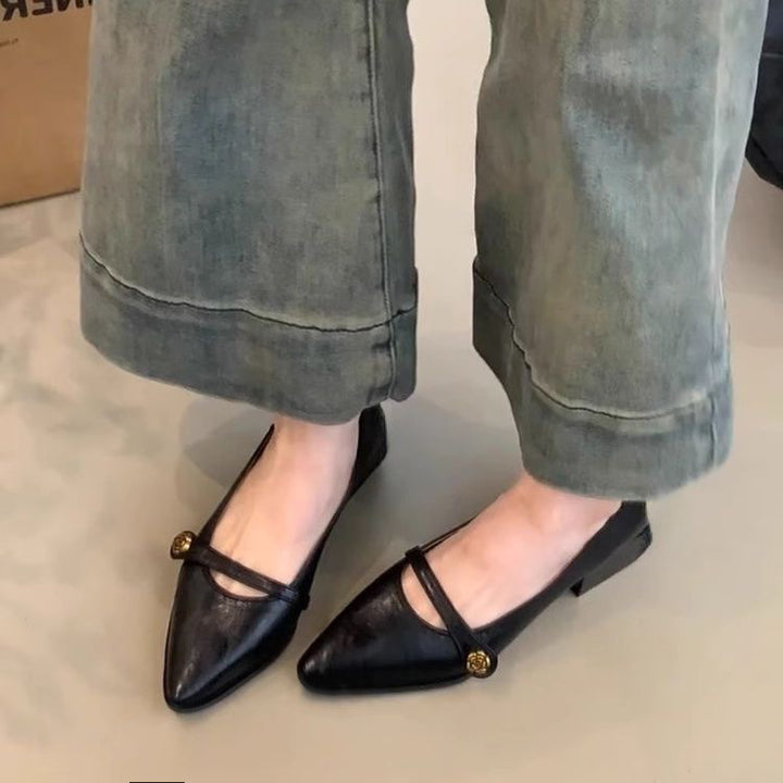 Vintage Pointed Toe Mary Jane Pumps