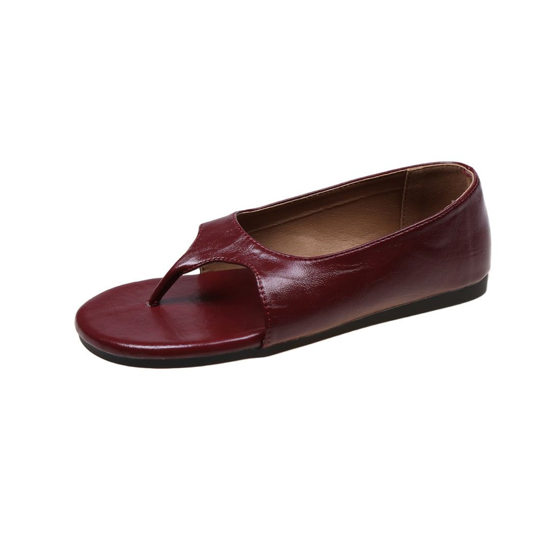 Minimalist Leather Toe Loop Flat Sandals