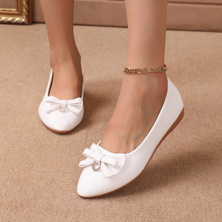 Bow Accent Slip-On Flats