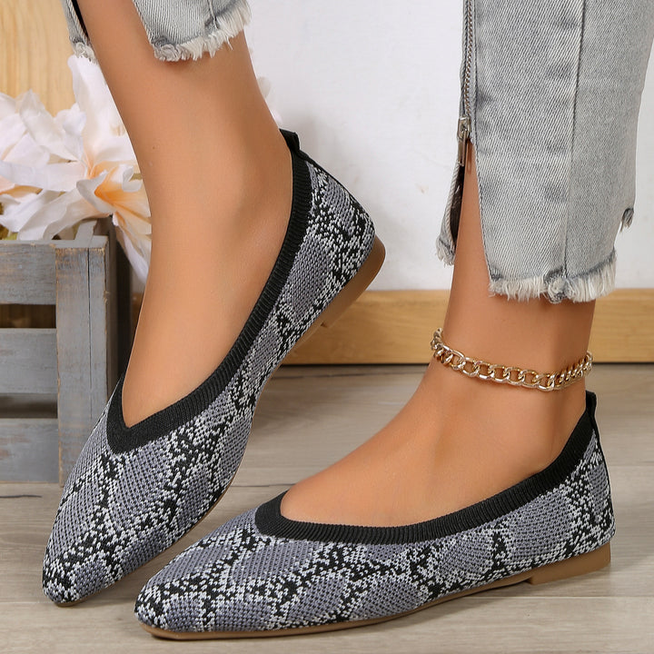 Leopard Print Pointed Toe Flats