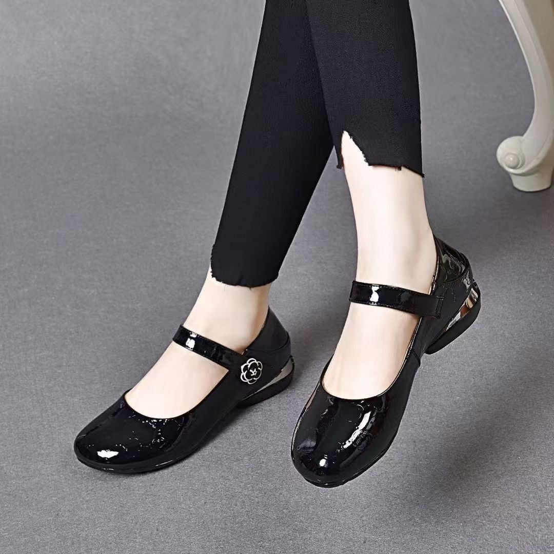 Vintage Patent Mary Jane Flat Shoes