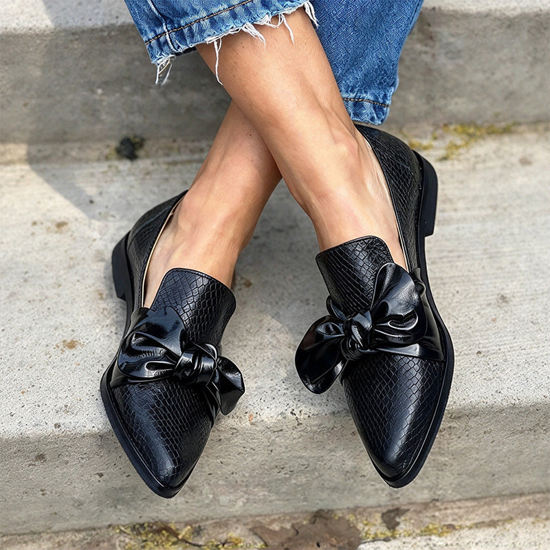 Pointed Toe Bow Detail Loafers